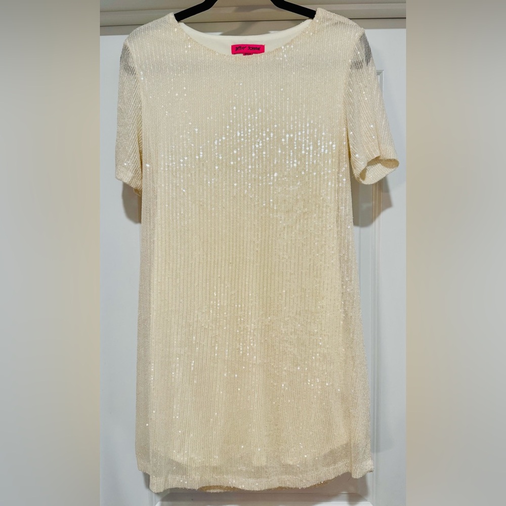 Betsey Johnson Cream Sequin‎ Short Sleeve Dress Size M NWOT